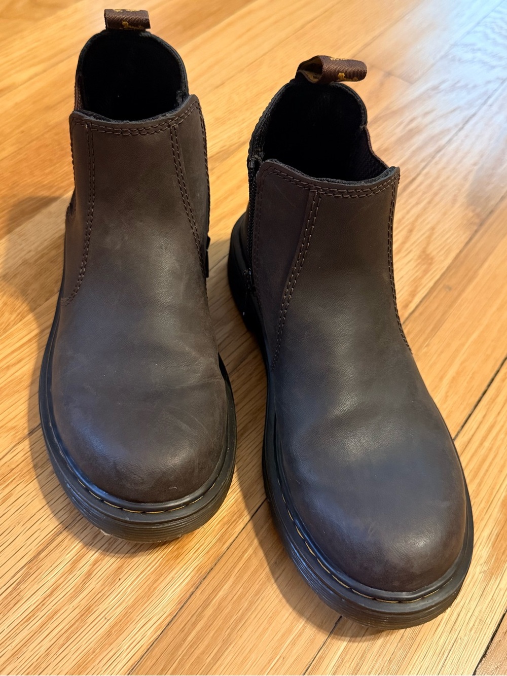 Dr. Martens Kids Chelsea Black Leather Ankle Boot size 3 EUC